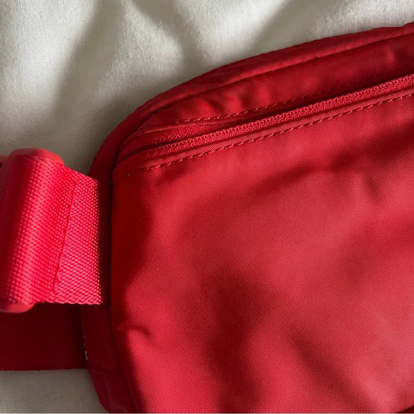 🧡 Lululemon OG Everywhere Belt Bag - Picture 5 of 8